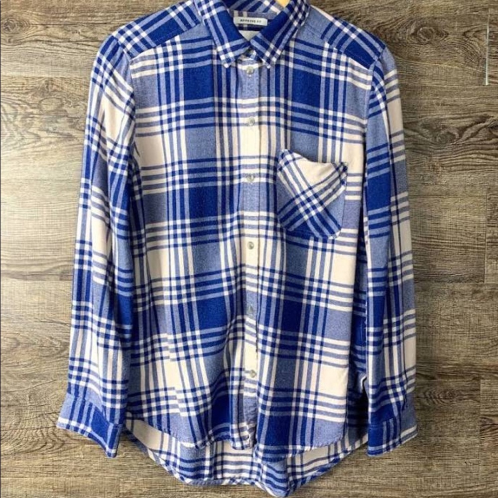 Cream and blue AE boyfriend flannel
